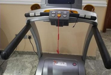 Treadmill With 9inches TV And Tounch Screen