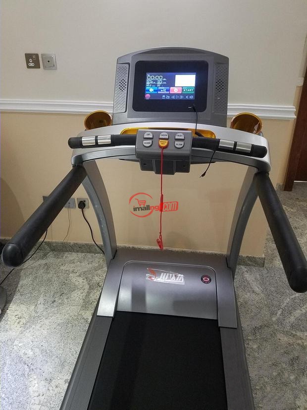 Treadmill With 9inches TV And Tounch Screen