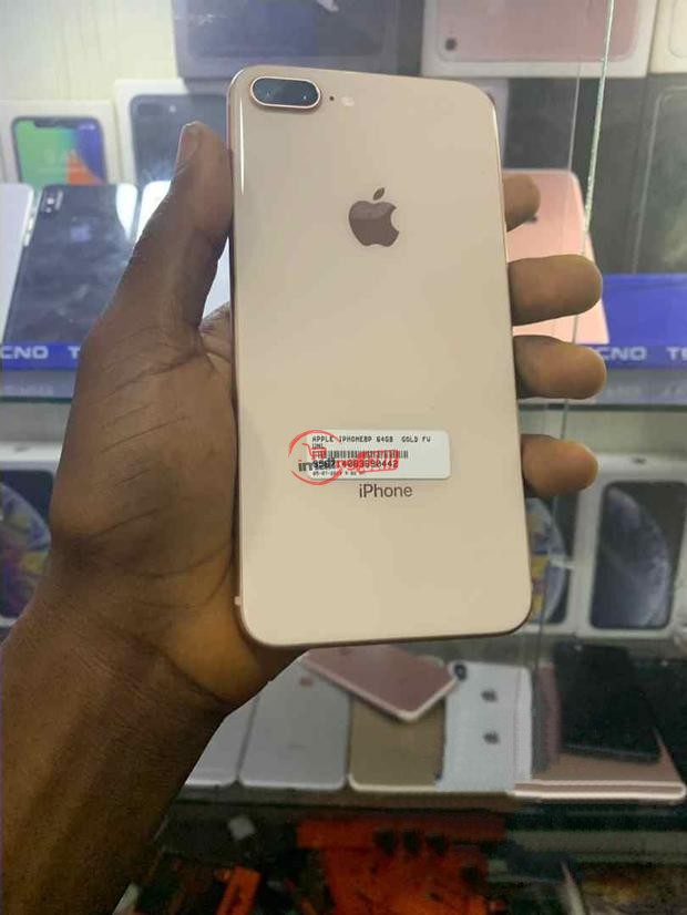 Apple iPhone 8 Plus 64 GB