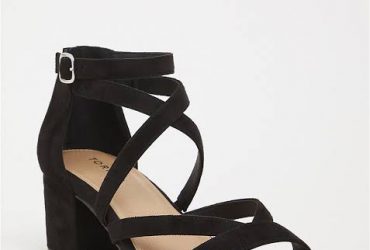 Black heeled sandal