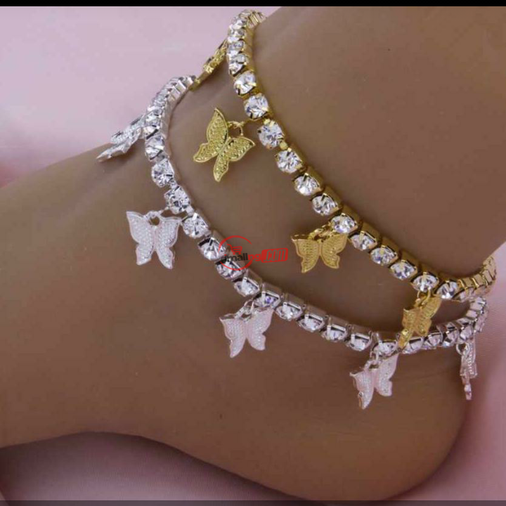 Rhinestone butterfly pendant anklet