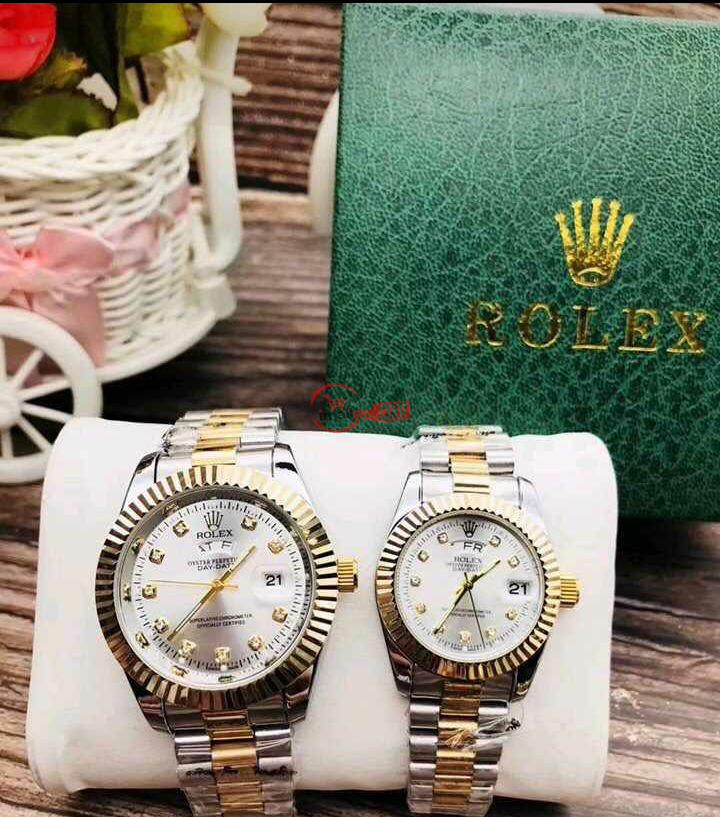 Couple wrist watches