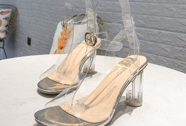 Transparent shoe