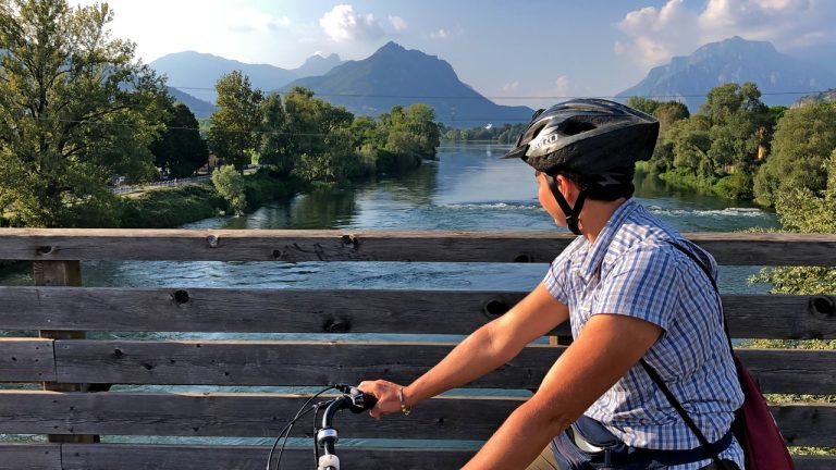 “Per Le Vie del Viandante”: quattro giornate tra lago e montagna