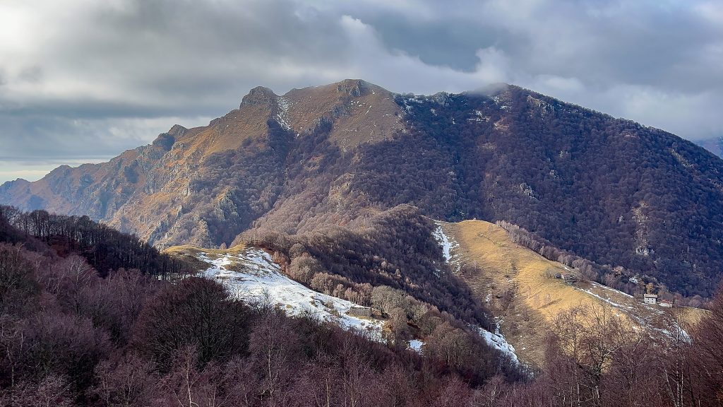 Finalmente appare il Monte Dalla Culmine al Monte Due Mani Foto Gabriele Ardemagni