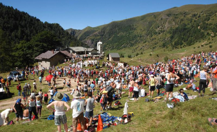 5 agosto, Introbio festeggia la Madonna della Neve