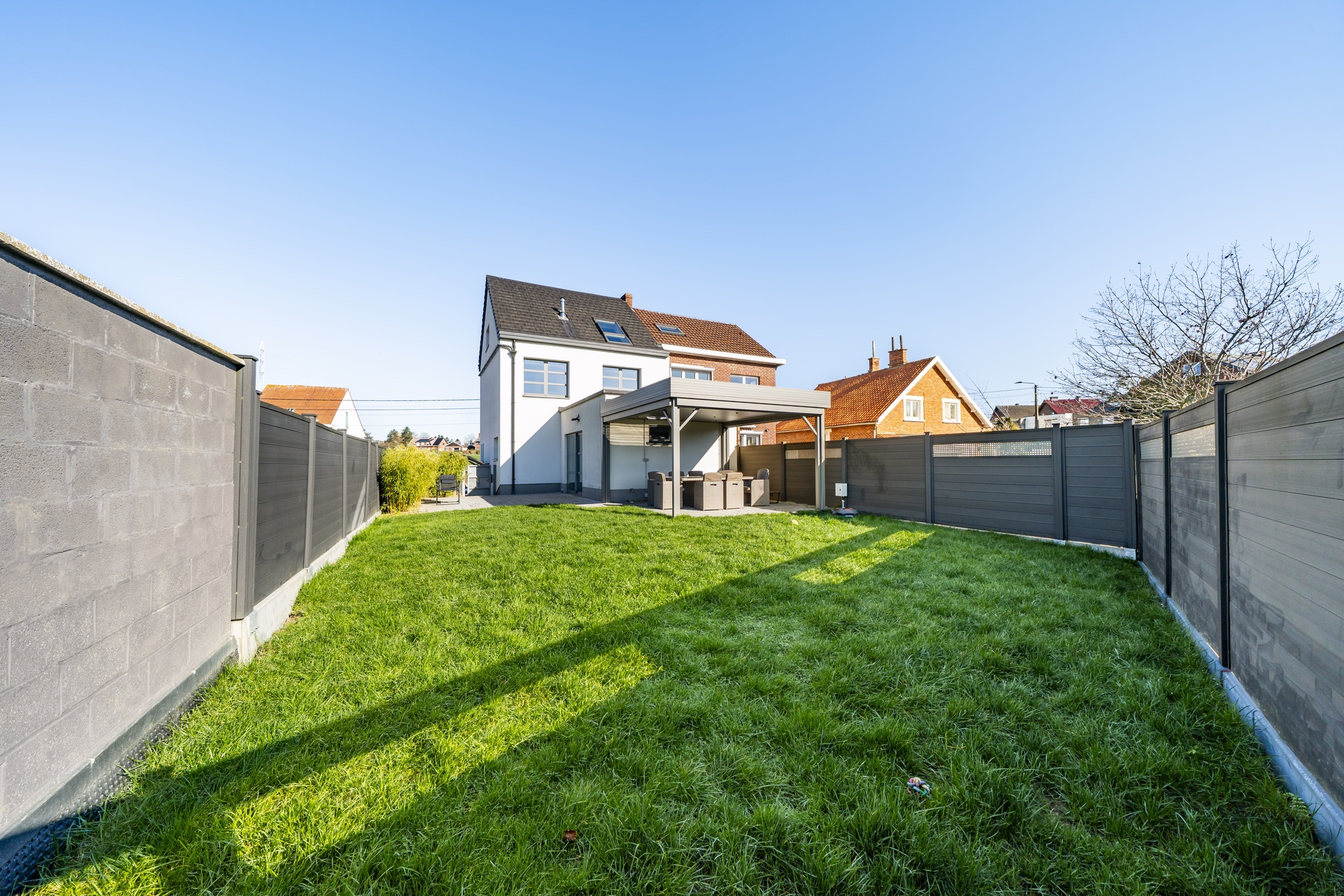 A VENDRE A MONT-SUR-MARCHIENNE