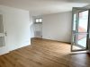 Praktische 1,5-Zimmer-Wohnung mit Balkon und moderner Einbauküche! - Wohn-Essbereich/ Schlafbereich