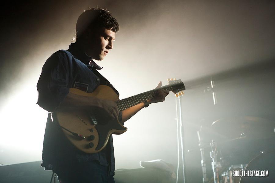 The Maccabees – Wall Of Arms, uniform, herkenbaar en toch vol variatie