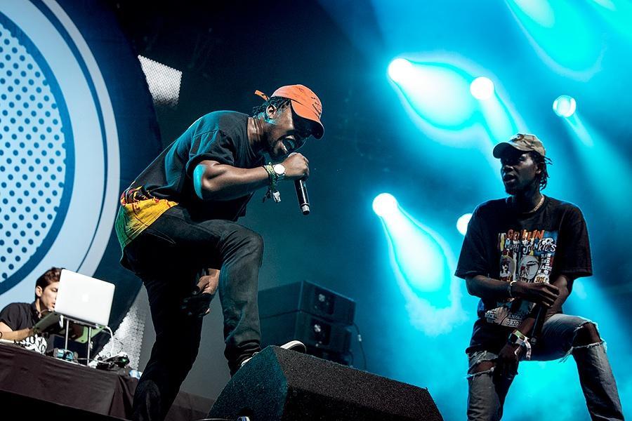 Verslagen Dour Festival 2015 – dag 2
