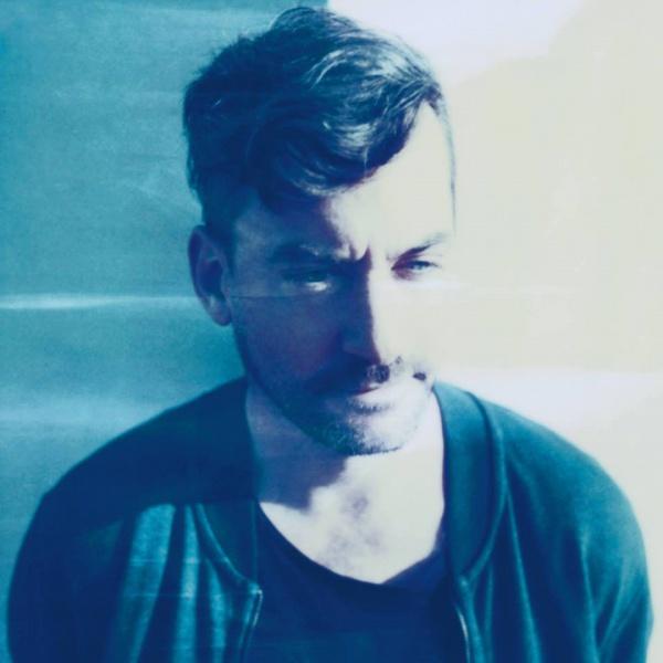 Bonobo cureert eigen podium op Dour