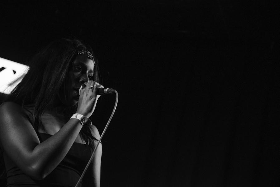 WWWater trekt op Europese tournee met Young Fathers