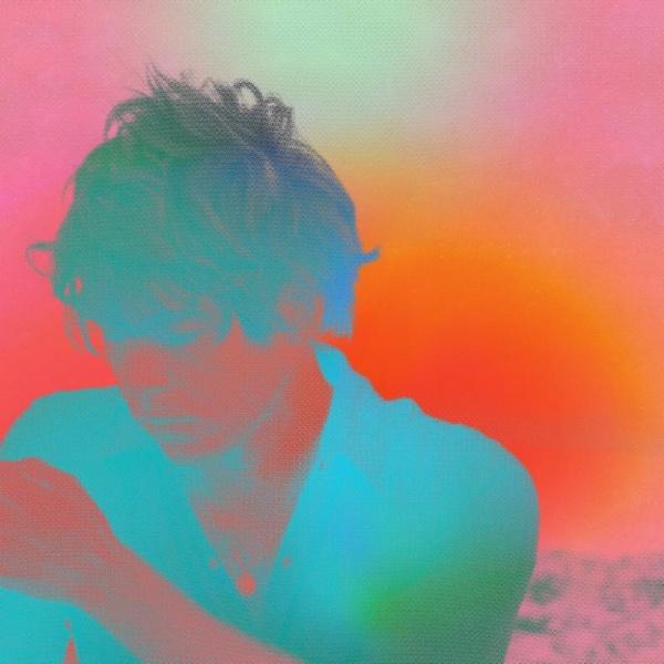 Klaxons-lid James Righton klinkt op ‘Shock machine’ verbazend onverrassend