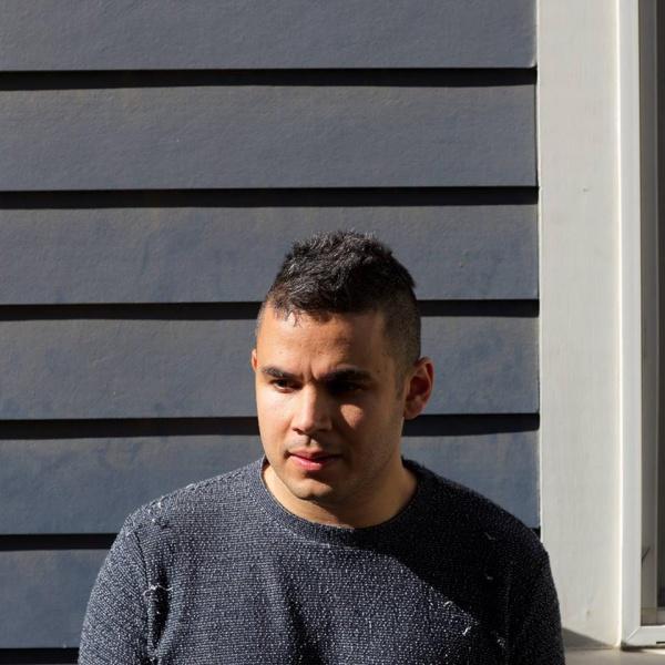 Rostam komt zijn solodebuut voorstellen in de Botanique