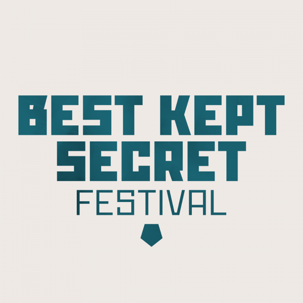 Best Kept Secret dag 1: over snoeiharde hiphop, de pruiken van Jenny Hval en zoveel meer