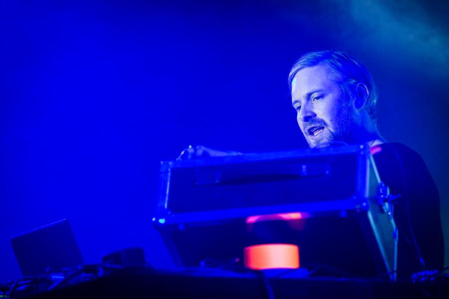 Blanck Mass en sentimental op Absolutely Free Festival