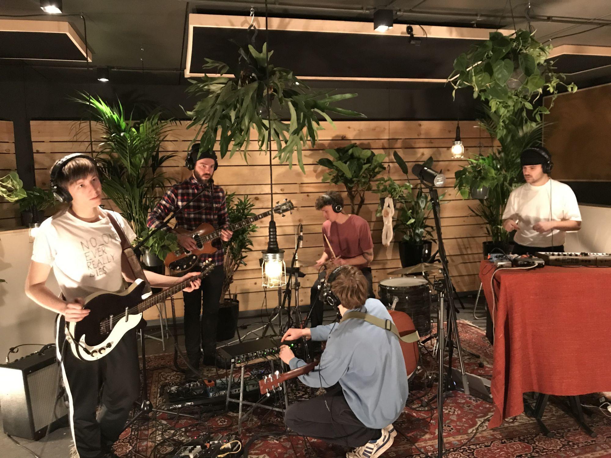 Première: Trix lanceert gloednieuwe ‘KELDER RECORDINGS’, bekijk hier de eerste livesessies met SONS en Vito