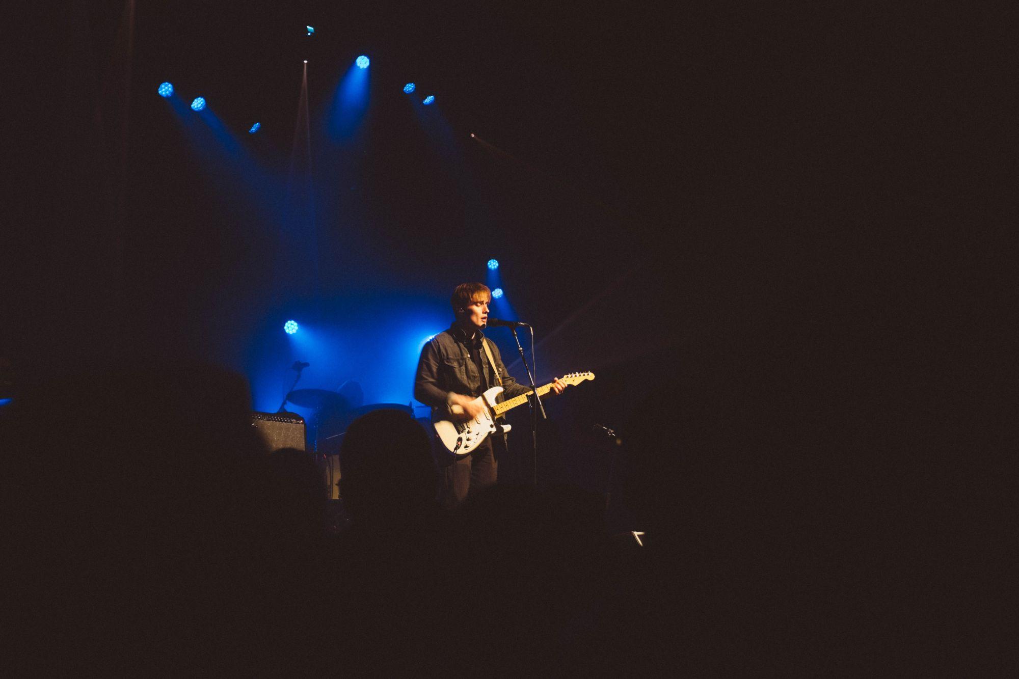 Sam Fender bewijst zich als charismatische frontman in de Botanique
