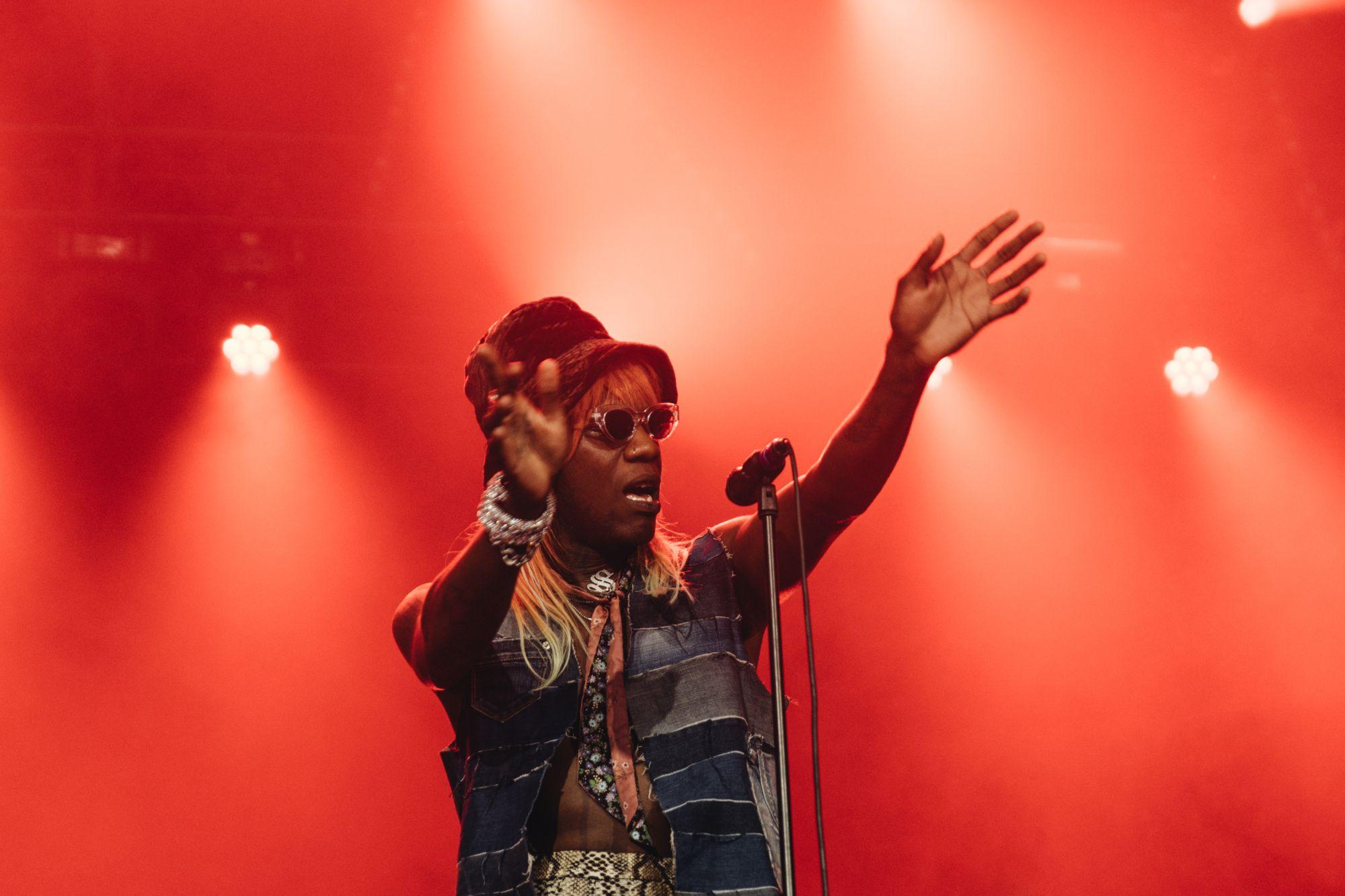 Dour pakt uit met Yves Tumor, Floating Points, Erika De Casier en 21 anderen