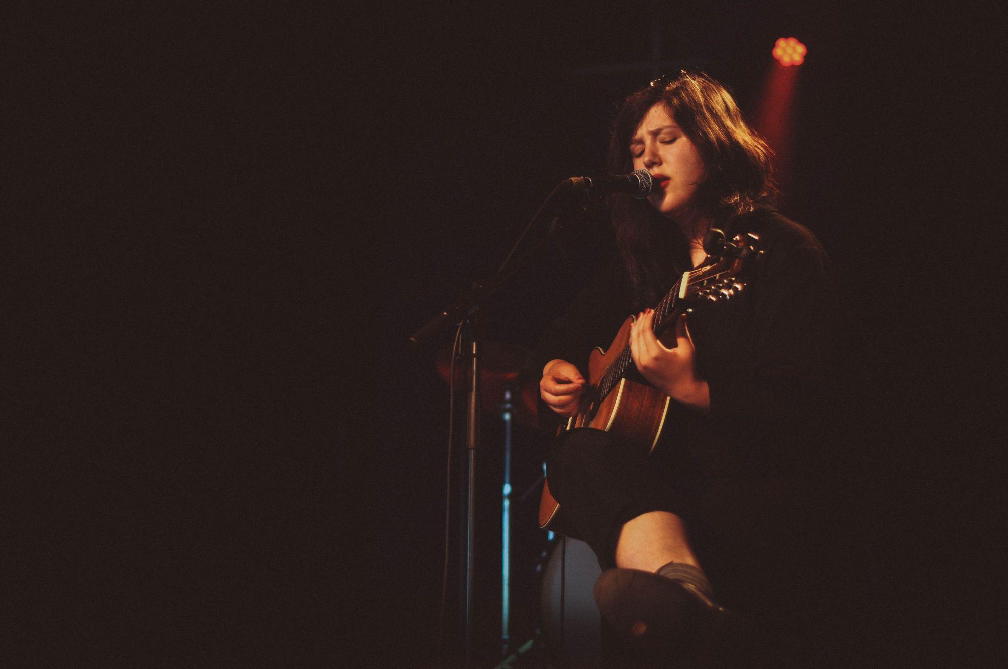 Lucy Dacus kondigt nieuw album ‘Forever is a feeling’ aan met twee nieuwe singles