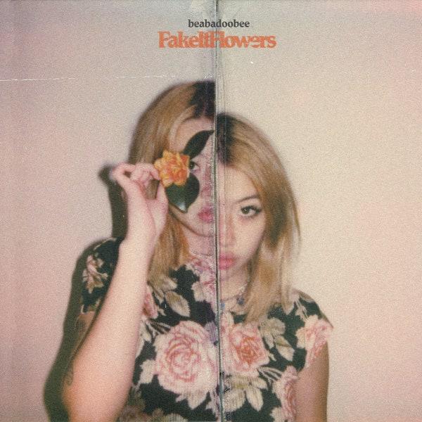 Beabadoobee’s ‘Fake it flowers’ valt iets te groen uit
