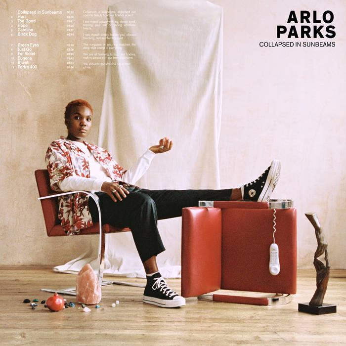 Arlo Parks komt sterk uit haar pijn op ‘Collapsed In Sunbeams’