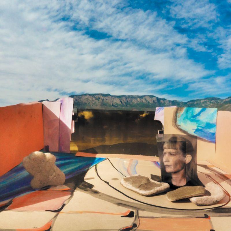 Jenny Hval toont zich van haar meest toegankelijke kant op ‘Classic objects’