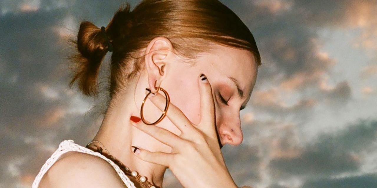 Aya en HE4RTBROKEN DJ’S zorgen voor een post-clubnacht in de Beursschouwburg