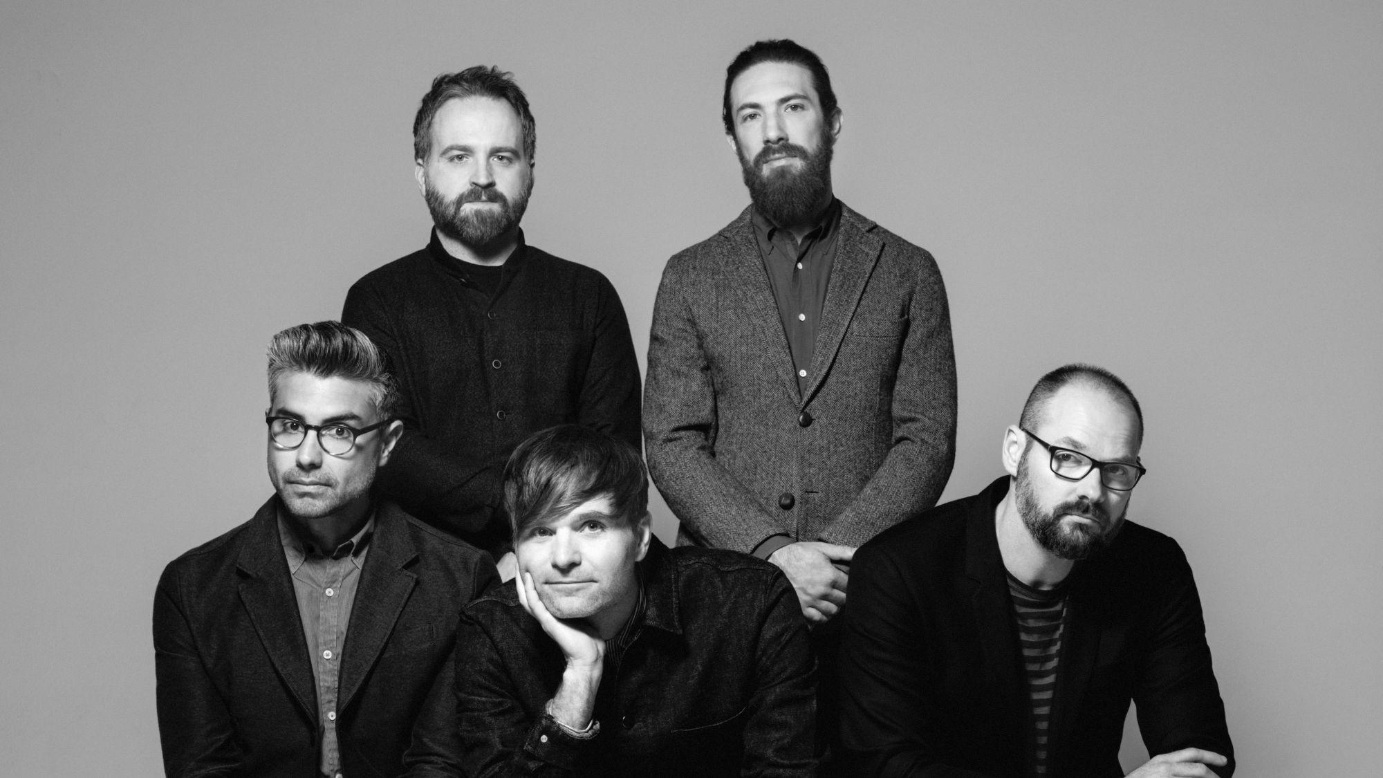 Death Cab For Cutie verzoent heden en verleden in De Roma