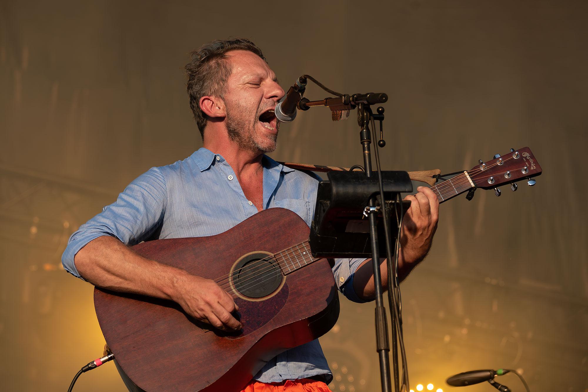 dEUS