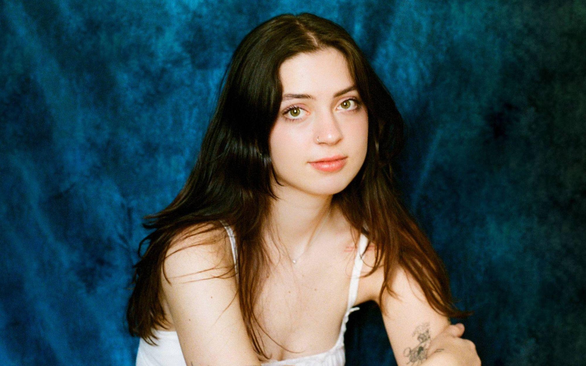 Lizzy mcalpine
