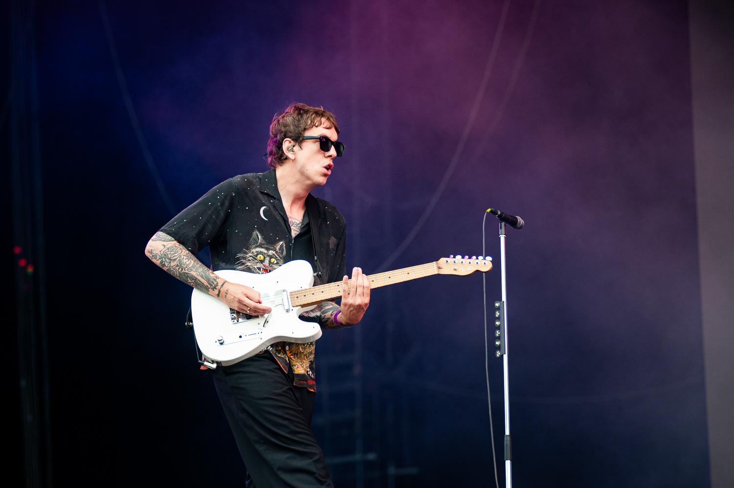 Frank Carter and the Rattlesnakes