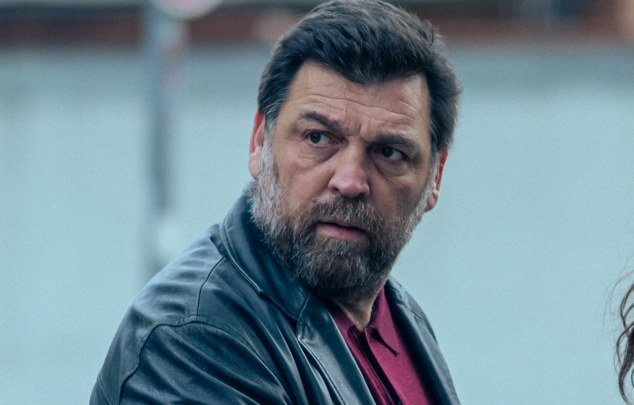 Netflix nya storserie tar tittarna med storm – följer ”spektakulär bankkupp”