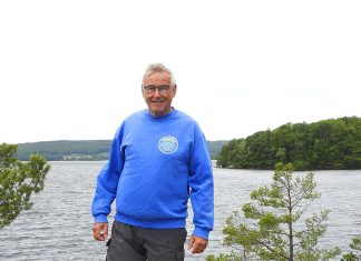 ”Det skulle bara bli ett år i Näsum” – När veterinären gör hembesök…