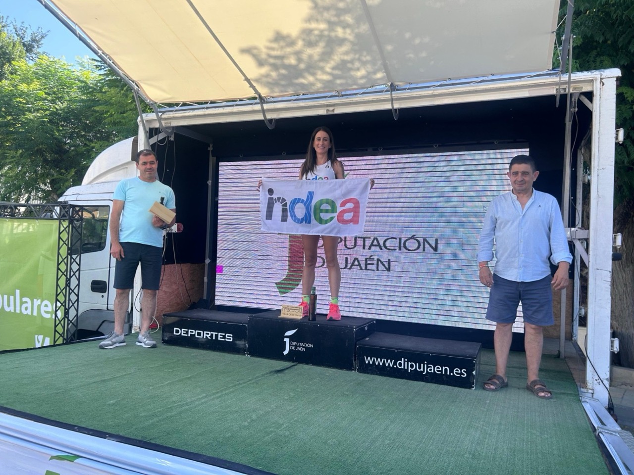 CD Indea con Inmaculada Vázquez Delgado en el podio de Bedmar