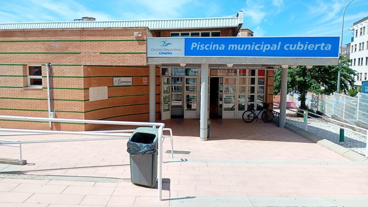 La piscina cubierta de Linares contará con nueva climatización y mejoras técnicas