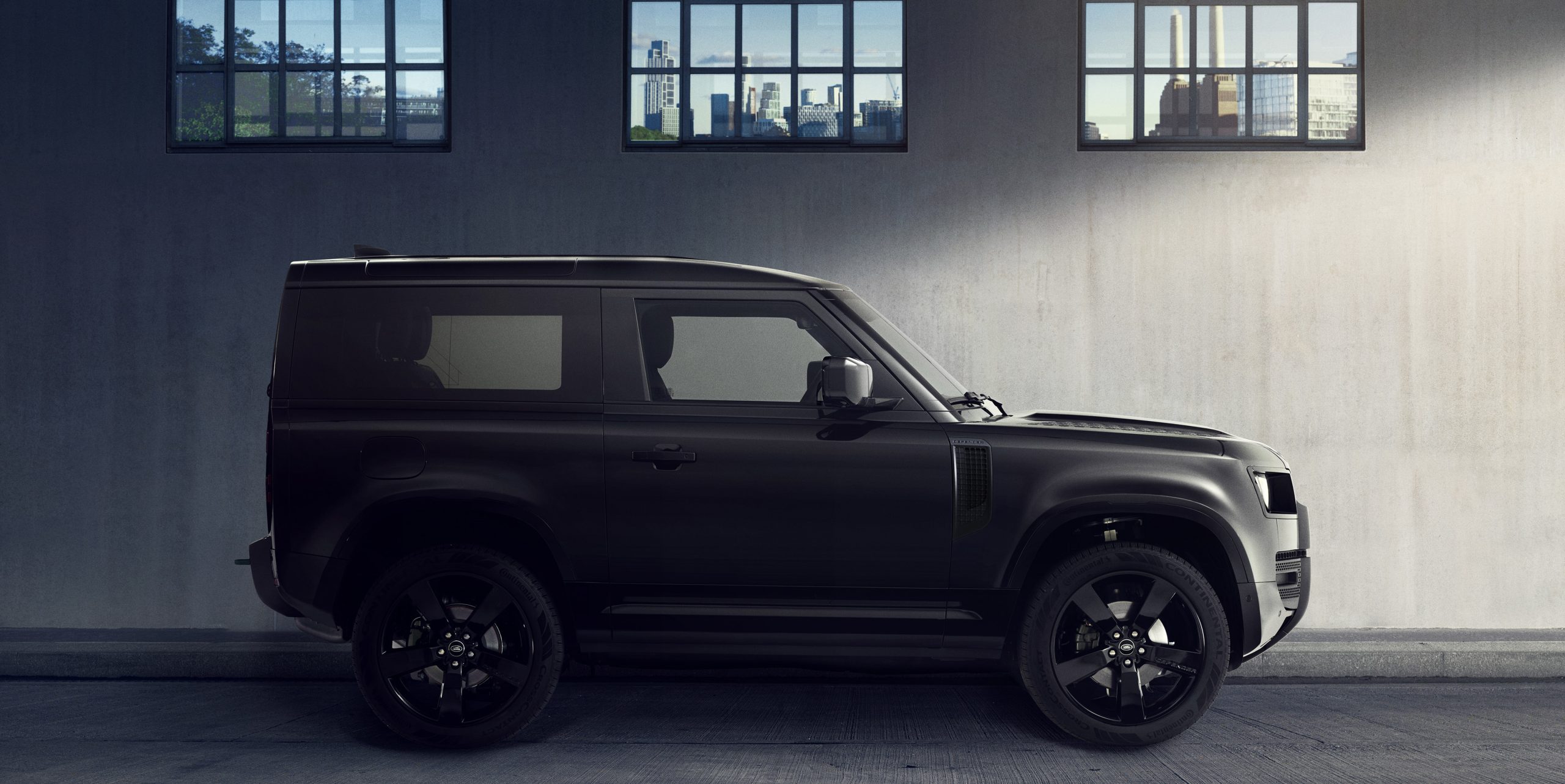 Land Rover Defender Edition 53 (2025)
