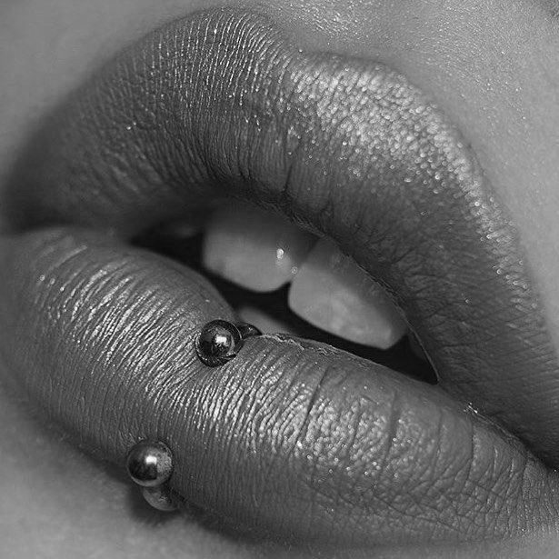Snake eye 2025 piercing price
