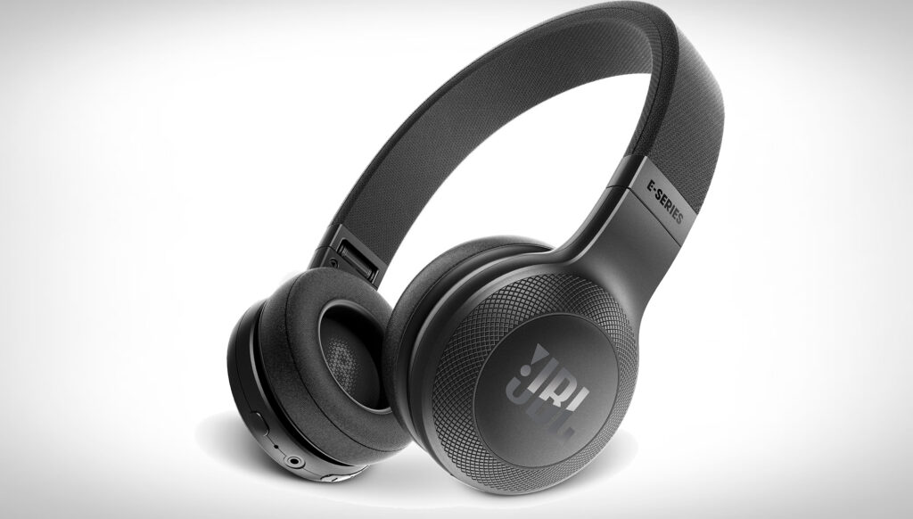 JBL E45BT