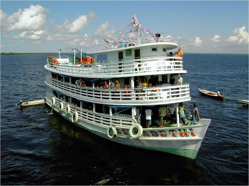 How to get to the Amazon – Regional boat to Manaus