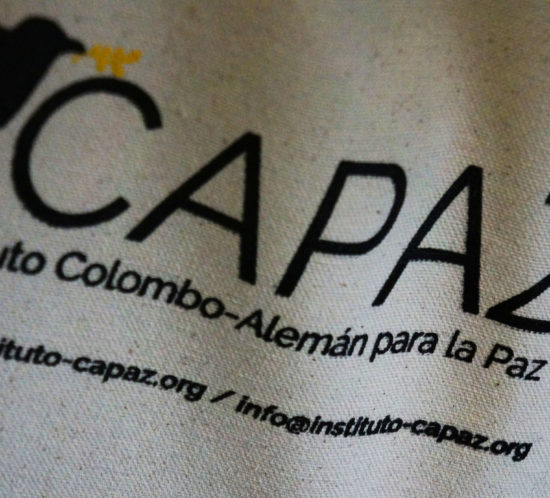 CAPAZ tiene sede en Bogotá pero trabaja en cooperación con universidades en Colombia y Alemania.