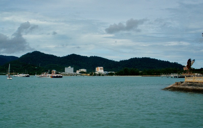 Eagle Square, Dataran Lang