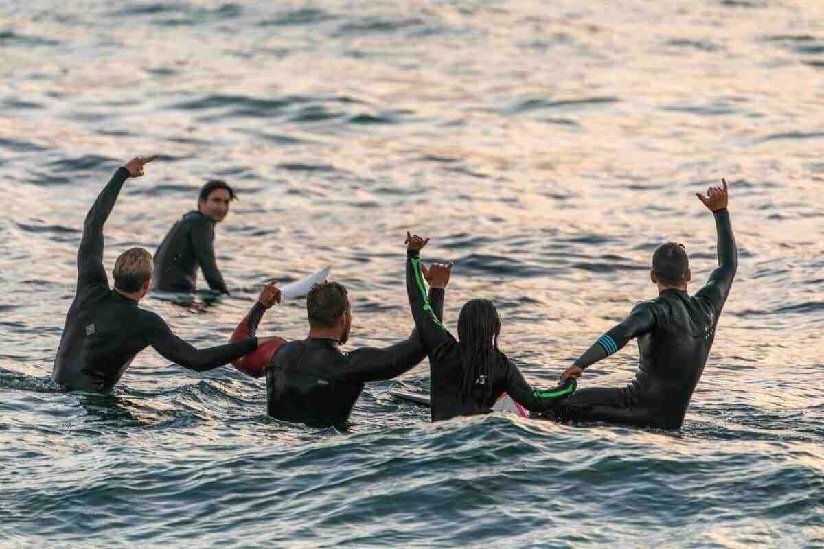 Learn-to-surf-in-Pensacola