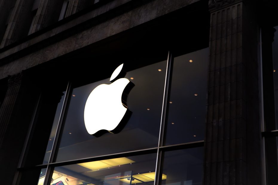 Apple konkurrerer mot finansbransjen og partner med Goldman Sachs