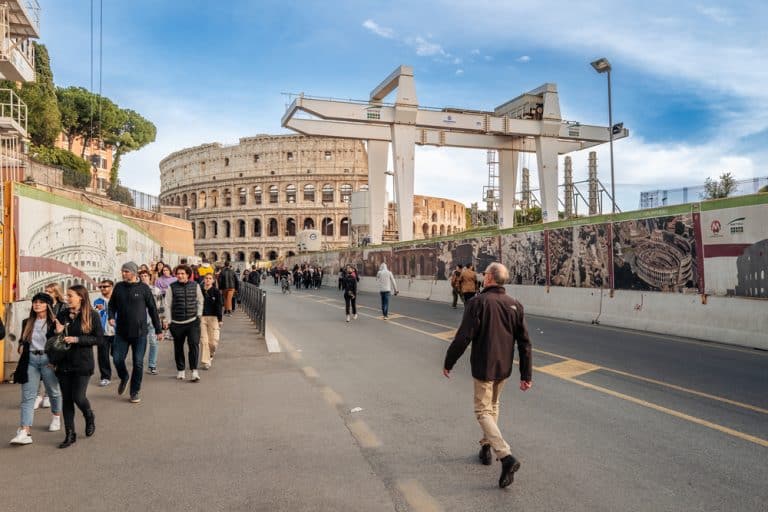 Colosseum, Forum, and Palatine Hill: Unraveling Rome’s Timeless Trio