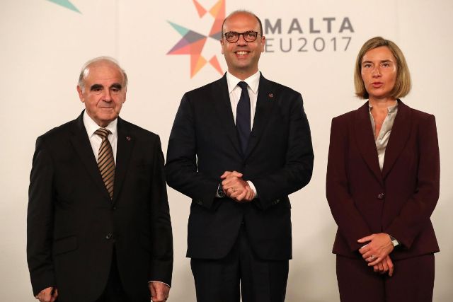 Affaire migranti – Ong: Alfano sta col procuratore di Catania