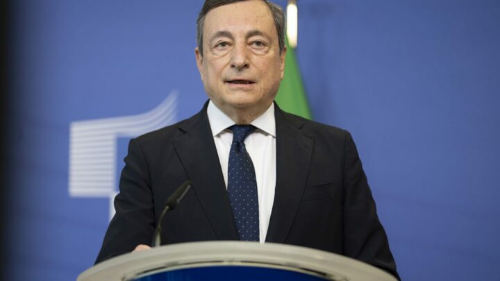 Draghi “L’economia non è in recessione, ma c’è un rallentamento”