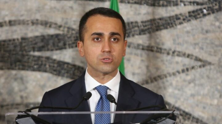Di Maio “Espulsi 30 diplomatici russi”