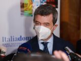 Orlando “Subordinare gli aiuti alle imprese al rinnovo dei contratti”