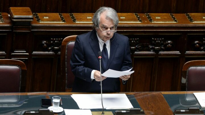 Brunetta “Salario minimo un grande malinteso, le soluzioni sono altre”